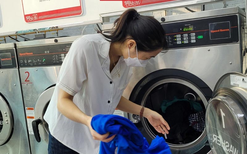 Mở tiệm giặt là